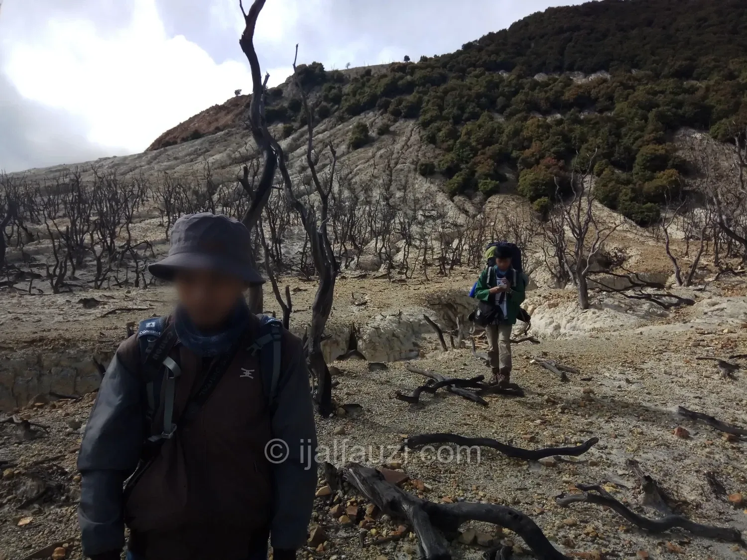 Fun Hiking to Papandayan