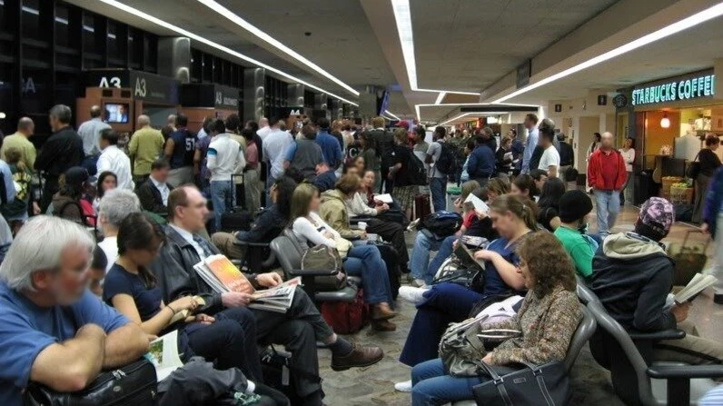 Suasana Bandara Featured Image